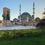 Taksim Family Suites